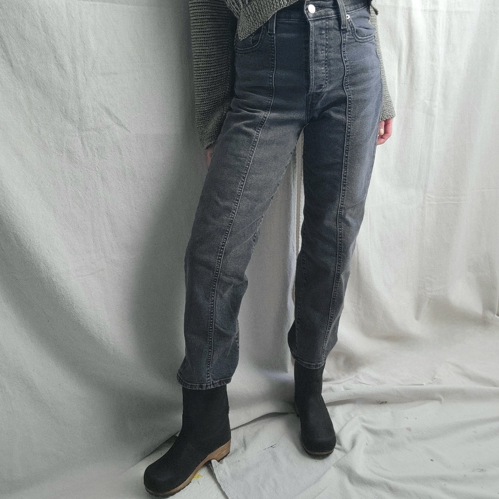 Levi's Ribcage Straight Ankle Jeans Grey Wash Front Seam size 25
